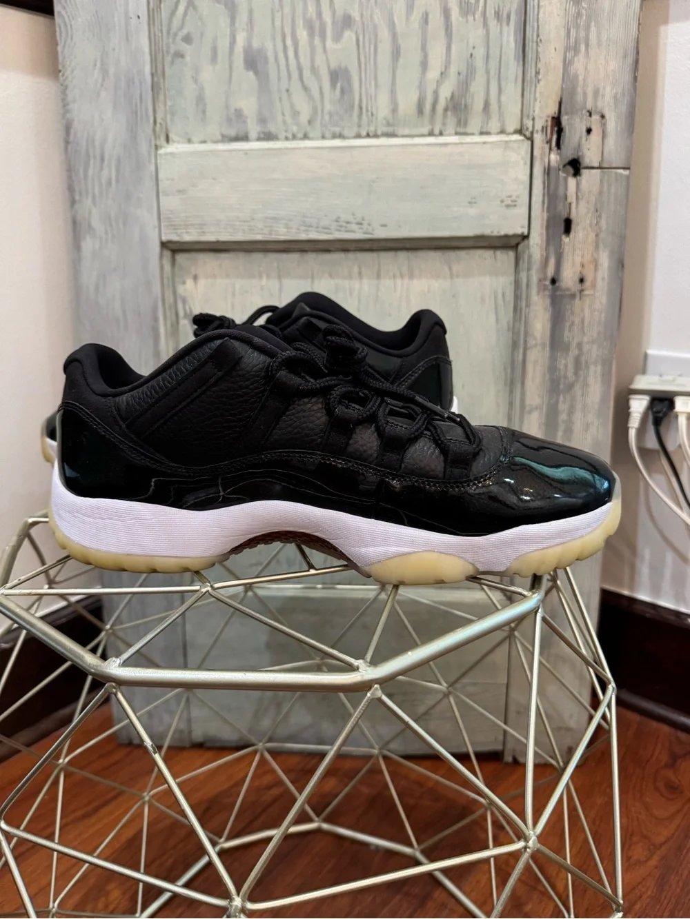 Nike Air Jordan 11 Retro Low AV2187-001 Sneakers Black White Shoes Mens Size 11